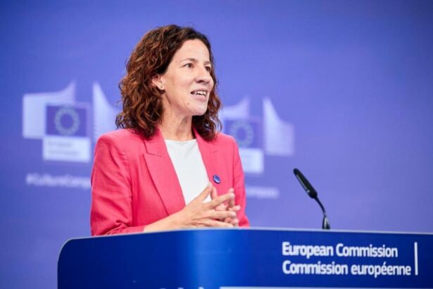 roxana minzatu participa la forumul economic mondial de la davos 696e4ea9acc3d