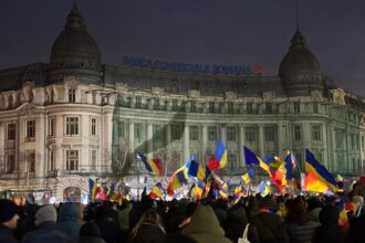 sute de persoane la protestul impotriva legii vexler organizat de claudiu tarziu si sustinut de aur 696911047cdf6