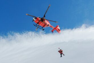 turisti salvati de salvamont ca in filmele cu super eroi 6975f73239492