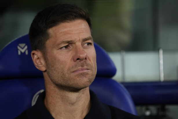 xabi alonso a parasit real madrid dupa sapte luni alvaro arbeloa noul antrenor 69653494887c8