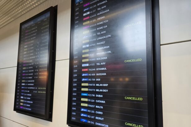 12 zboruri anulate de pe aeroportul otopeni 69a2f30b7eb38