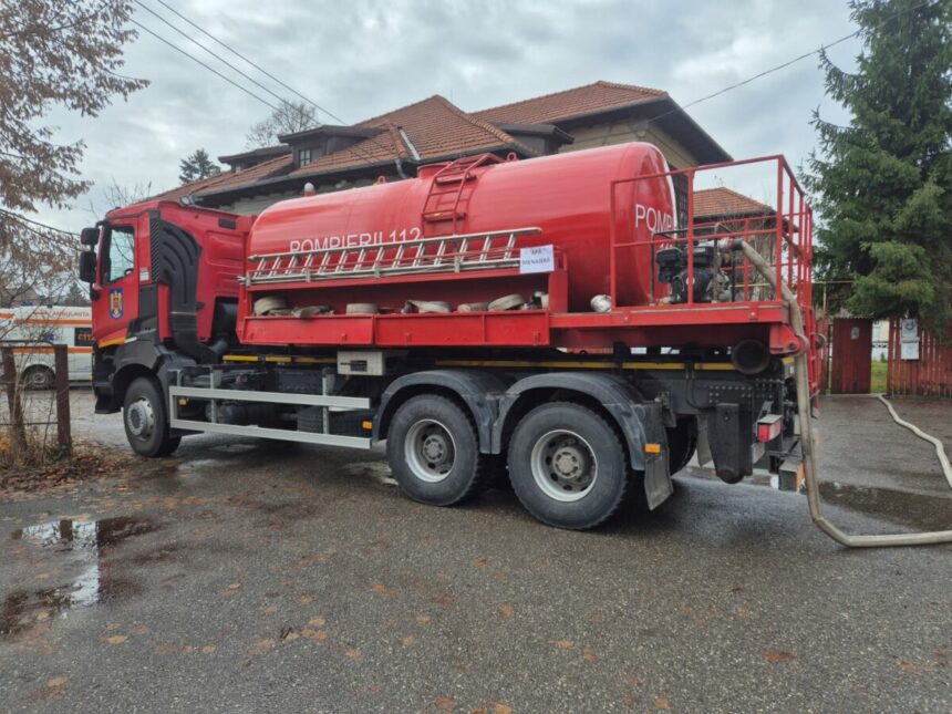 alarma in cluj o cisterna care transporta poliol a luat foc traficul pe dn1 este restrictionat 6989e589ce8c4