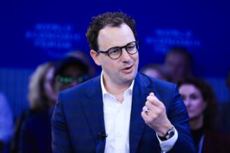 anthropic to donate 20m to us political group backing ai regulation 698e0f7f7694e