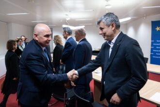 bolojan intalnire la bruxelles cu europarlamentarii coalitiei discutii despre banii pierduti din pnrr 699f5ffbd4cd7