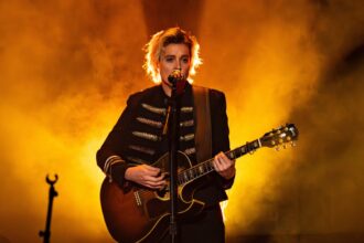 brandi carlile concert raises over 600000 for families affected by ice 699cb1f2dbf4e