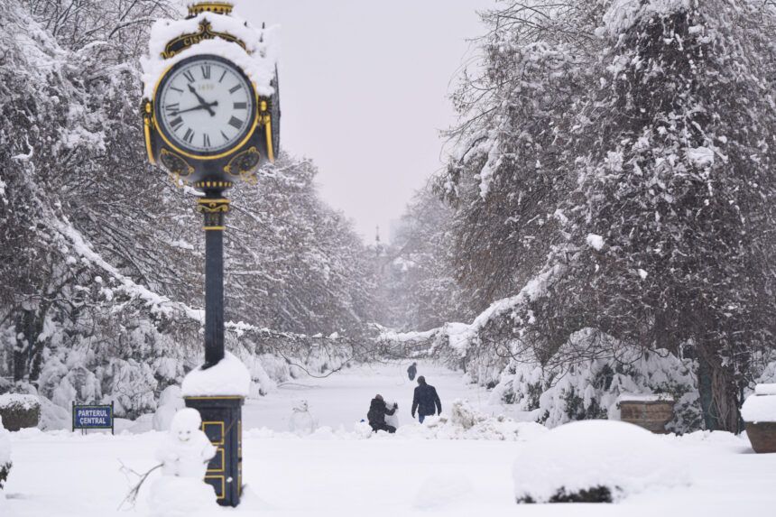 bucurestiul sub zapada imagini dupa ninsorile abundente 6995ce9f56e2b