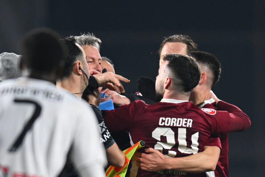 cfr cluj condamna incidentele de la finalul derby ului cu u cluj pur si simplu de neacceptat 6988920720a04