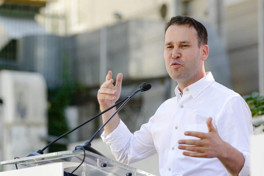 cine l a inlocuit pe robert negoita la conducerea primariei sectorului 3 6985d87fb1f0f