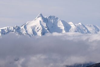 climber faces manslaughter charge after leaving girlfriend on austrias tallest peak 69967dbd5e159