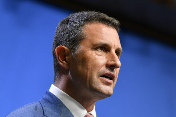 coalitia de guvernare raspunsul transant al unui lider udmr atunci cand a fost intrebat despre iesirea partidului sau din guvern 698e01f41bc77