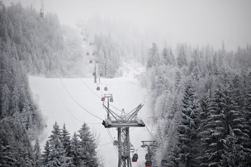 dsu risc mare de avalansa in muntii fagaras si muntii bucegi ce trebuie sa stie cetatenii 699480c8b9a17
