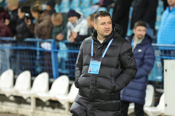 farul constanta invinge categoric universitatea craiova alibec gol la revenire 697f90230e043