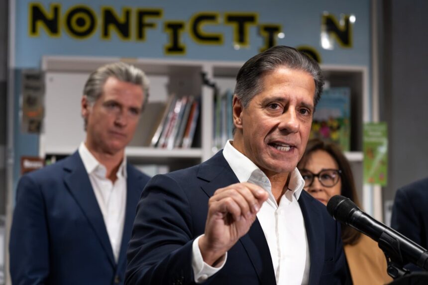 fbi raids los angeles school district headquarters and superintendents home 699f4f3490730