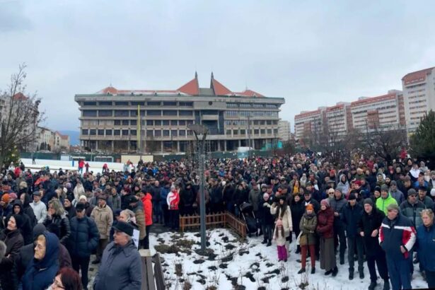 fost ministru dupa protestul din miercurea ciuc din 1 000 de copii daca sunt 10 care vorbesc romaneste 697f0d5179631