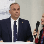 insula thassos vrea si mai multi turisti romani primarul a venit la bucuresti sa i convinga pe nehotarati 698e01d2e1966