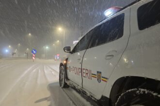 mai prezinta harta viscolului drumuri inchise zboruri anulate trenuri cu intarzieri si cursuri in sistem online 699561a0ba810