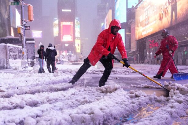 millions under road travel bans as blizzard conditions slam us north east 699c996a711ff