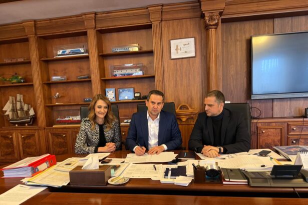 ministerul transporturilor a predat primariei sibiu spitalul cfr unitatea medicala devine spital municipal 69808472afddd