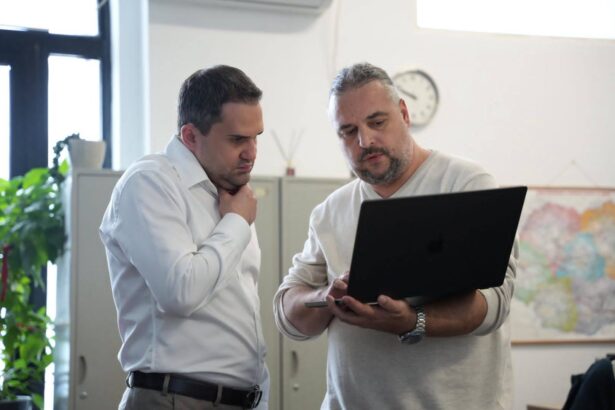 ministrul transporturilor in contextul ninsorilor abundente toate institutiile implicate sunt mobilizate si intervin constant 699592ff5c86c