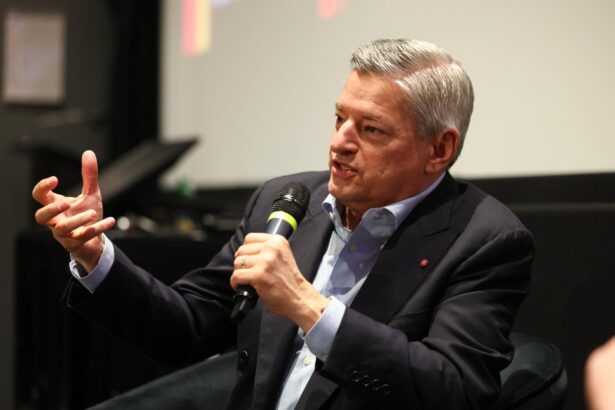 netflix declines to match paramount offer for warner bros discovery 69a0db47eac95