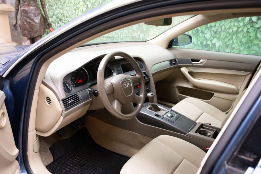 o masina de protocol a fostului presedintelui klaus iohannis scoasa la licitatie pentru 1 000 de euro 6985c93959699