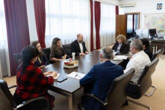 oana gheorghiu s a intalnit cu ambasadorii germaniei si regatului unit pe tema reformei si digitalizarii 698aed47357b3