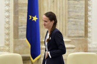 oana toiu vizita la oxford educatia si limba materna sunt puntile care ne tin conectati 698b7c4e5c866