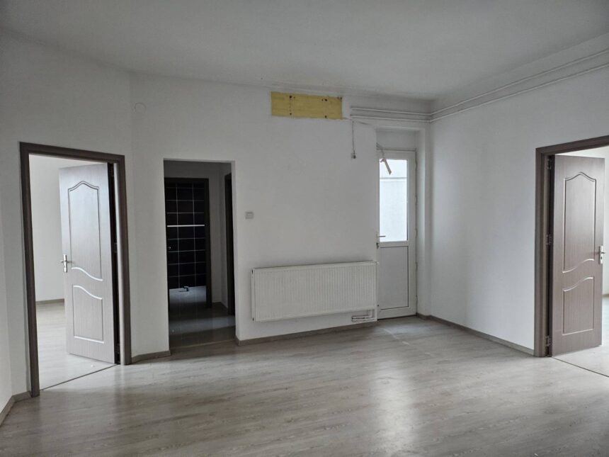 poftiti in locuinta unde chiria lunara costa 46 de lei ciprian ciucu dezvaluie ca in bucuresti sunt 4050 de locuinte cu preturi de neimaginat 6994bd818d190