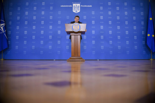 presedintia explica intarzierea in promulgarea legii pensiilor de serviciu dupa comunicarea ccr 699dcdf39dfad