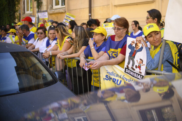 protest al sindicatelor din invatamant asteptat astazi in fata guvernului anosr se va alatura manifestatiei ce solicita sindicatele prin acest protest 6982f15f65255