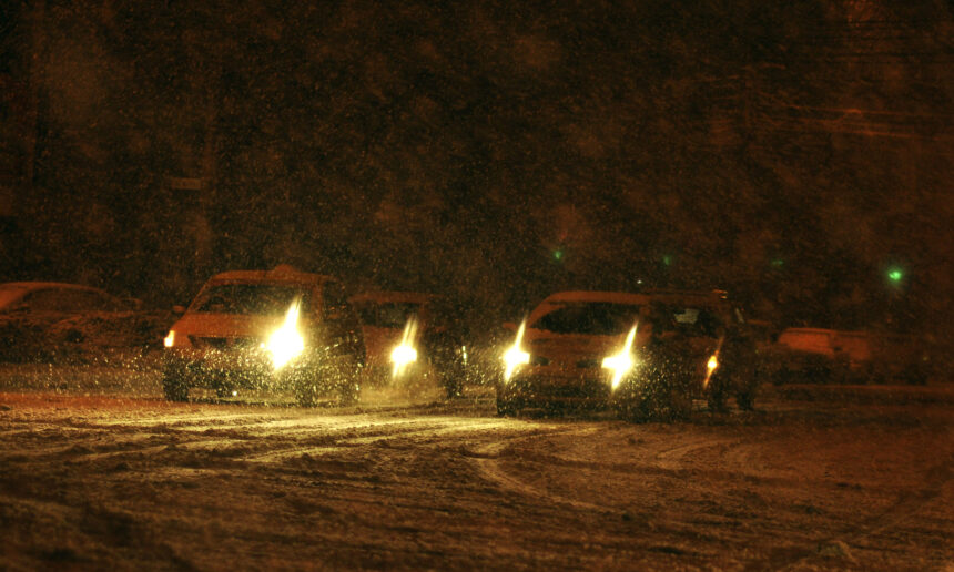 restrictii de trafic pe autostrazile a1 a2 a3 si a7 din cauza ninsorii traficul este blocat pe a1 699546ca9b785