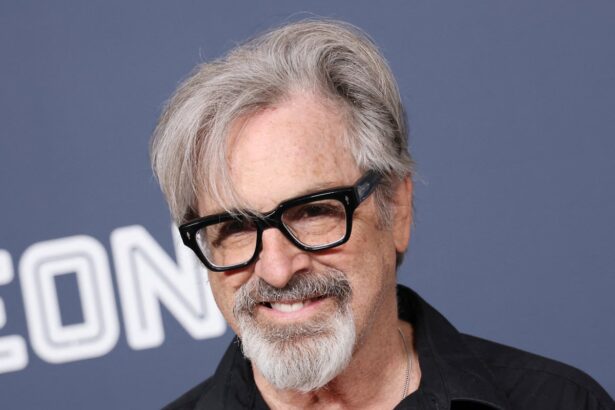 robert carradine revenge of the nerds and lizzie mcguire actor dies aged 71 699d5e82e1a21