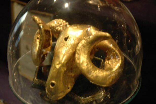 royal artillery under fire after denying access to looted asante treasure 699ef56601b93