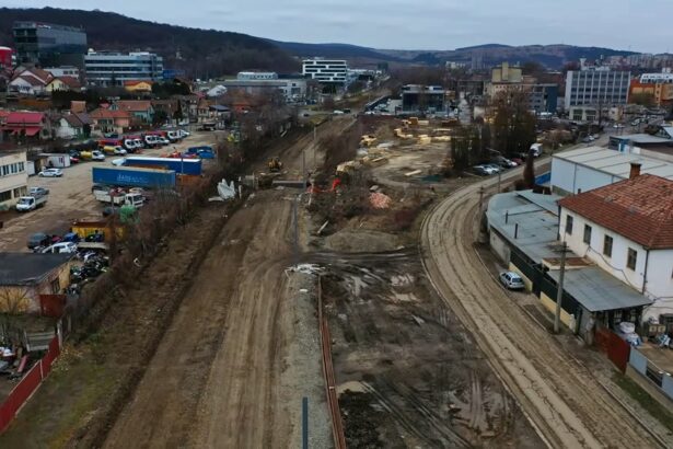 santierul care leaga clujul de oradea si ungaria primul tronson e aproape dar cu o surpriza pentru navetisti 699d5b029bb2b