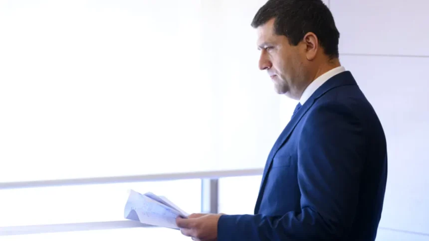 satu mare posturi vandute militari dusi de sefi la munci in gospodarie 69863639cf6a2