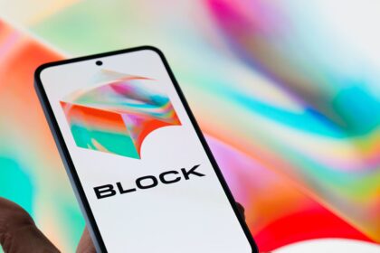 stocks making the biggest moves premarket block dell technologies coreweave netflix and more 69a1900da069a