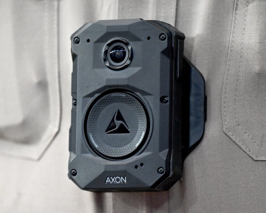 top us body camera maker reports record revenue amid trump immigration crackdown 699f65b85d94b