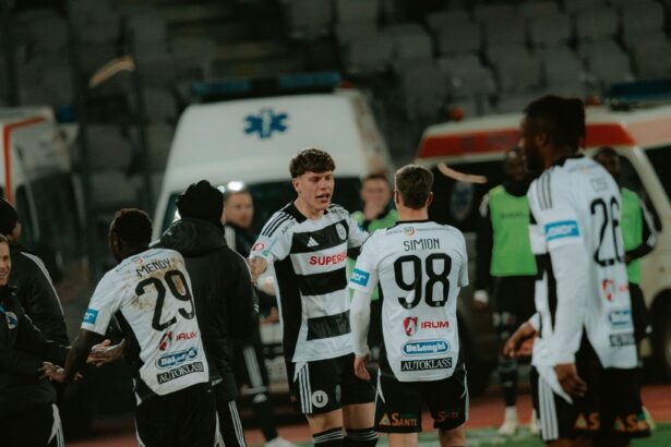 u cluj si metalul buzau in sferturile cupei romaniei cinci meciuri programate joi 698d73503cb40