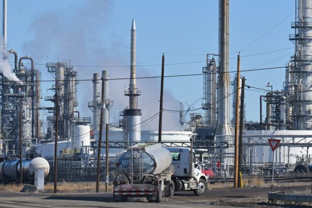 us supreme court takes up fossil fuel firms climate accountability case 699c7d4cc2f83