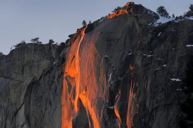 visitors flock to yosemite for firefall light show despite heavy snow 699de9bb589b9