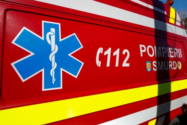 accident grav in dambovita impact intre un microbuz cu elevi si un tir 69c626c536b14