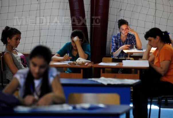 admiterea la liceu 2026 2027 are reguli noi calendarul complet si criteriile de departajare pentru elevii de clasa a viii a 69bbc63b6e327