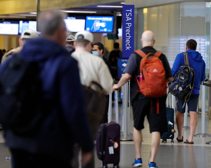 airline ceos urge congress to end shutdown and pay airport tsa officers 69b706af27f07