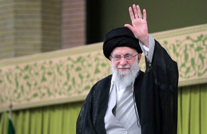 ambasada iranului la bucuresti pretinde ca oficiali ai guvernului romaniei au semnat cartea de condoleante in memoria ayatollahului khamenei 69b1cf32b649b