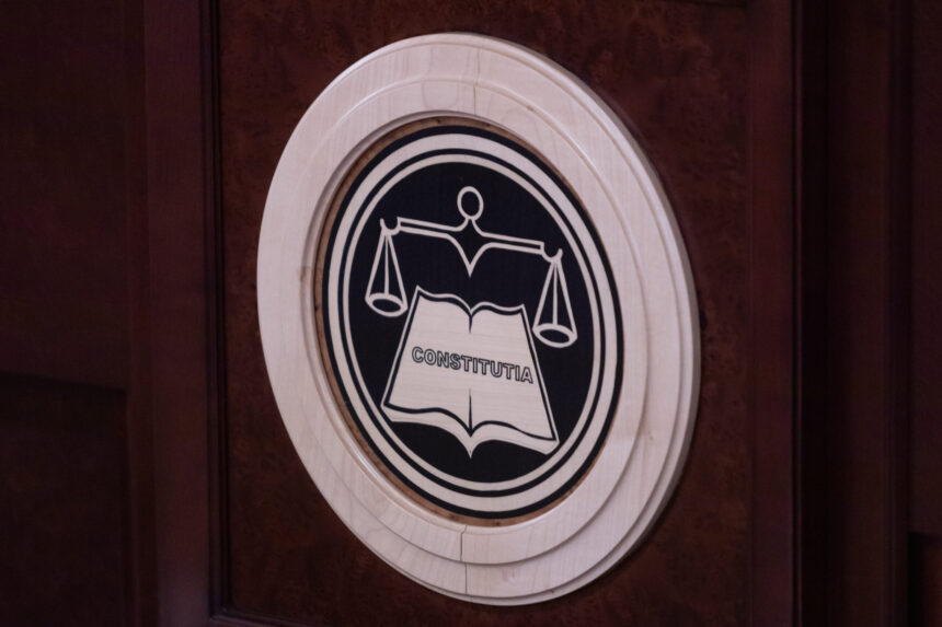 avocatul poporului sesizeaza ccr privind ordonanta de guvern pentru reforma administratiei publice 69aad8a618f87