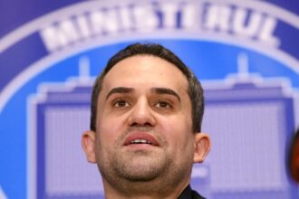 ciprian serban anunta ca aproximativ 250 km de autostrazi si drumuri expres vor fi dati in folosinta in acest an 69b9534b99177