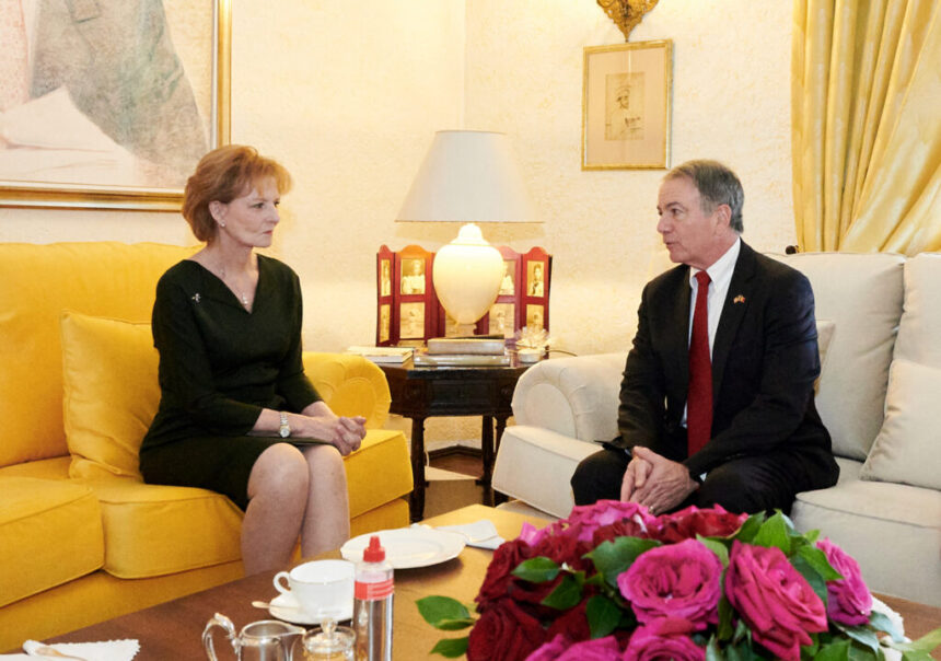 custodele coroanei margareta l a primit la palatul elisabeta pe noul ambasador al statelor unite 69b46313d84ce