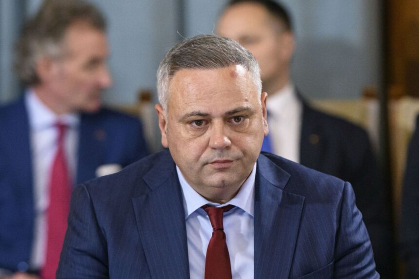 de ce ajung fermierii romani sa vanda prin firme offshore ca sa intre in supermarketuri ministrul agriculturii cere interventia consiliului concurentei 69b44494c8bae