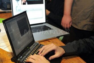 diicot retea internationala de criminalitate informatica destructurata servere dezactivate in 7 tari peste 369 000 de routere compromis 69b2da6755623