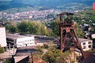 echipamente si cabluri furate de la mina vulcan sase persoane au fost retinute 69b296768cb8f